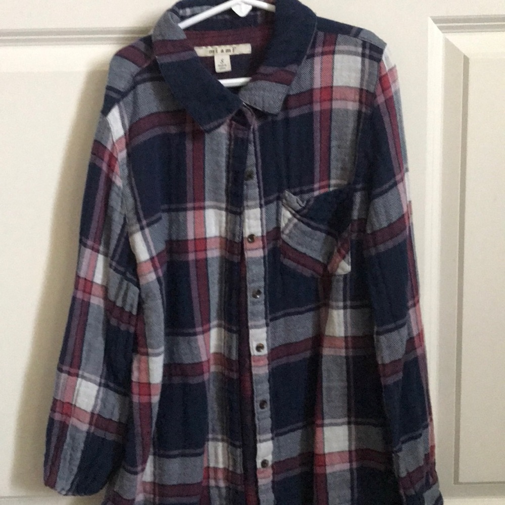 Plaid button down. Soft. Barley worn.